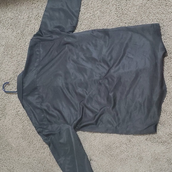 Black button up shirt - Picture 4 of 6